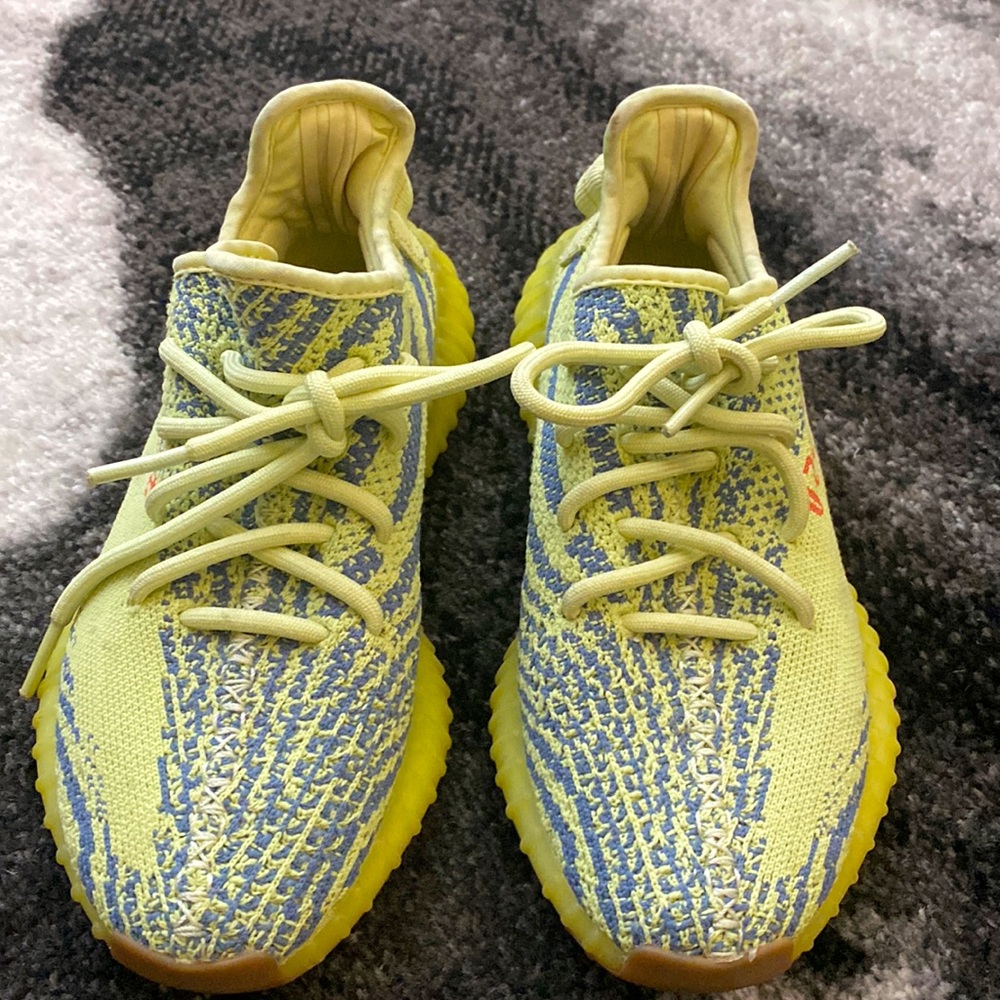 Adidas - Yeezy Boost 350 V2